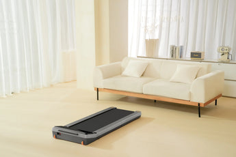 KingSmith WalkingPad Z3 Just Walk loopband in woonkamer bij bank

