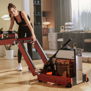 Tijdens het trainen gebruikte Kingsmith WalkingPad WM10 roeitrainer in de woonkamer