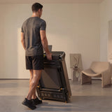 kingsmith-walkingpad-g5i-opvouwen-dragen-achteraanzicht