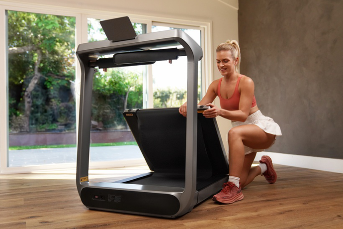 X218 WalkingPad loopband vooraanzicht tijdens het opvouwen